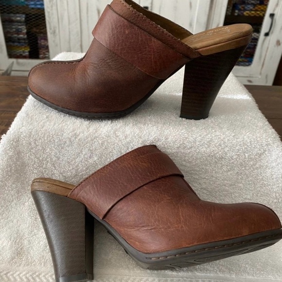 Born b.o.c. Oil Tanned Leather Clogs Mules Heels Brown 6 - Picture 7 of 12